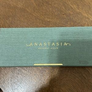 Anastasia Beverly Hills Nouveau Eye Shadow